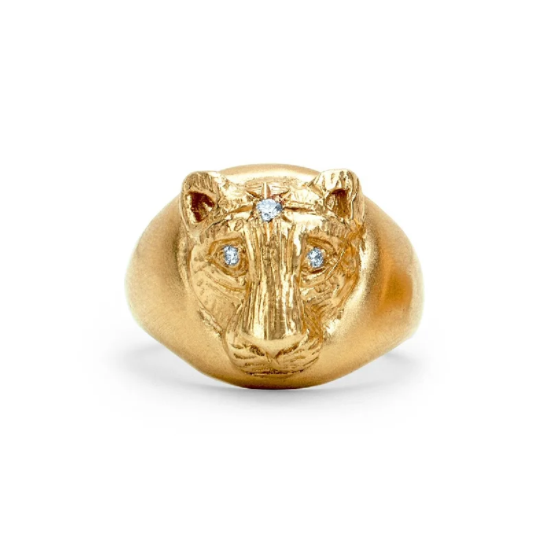 Dainty Floral Jewelry For Feminine Elegance Baby Lioness Signet Ring