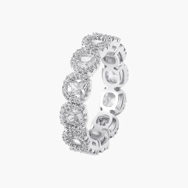 Exclusive Jewelry Sale – Grab Timeless Pieces Now CLUSTER RING – WHITE GOLD