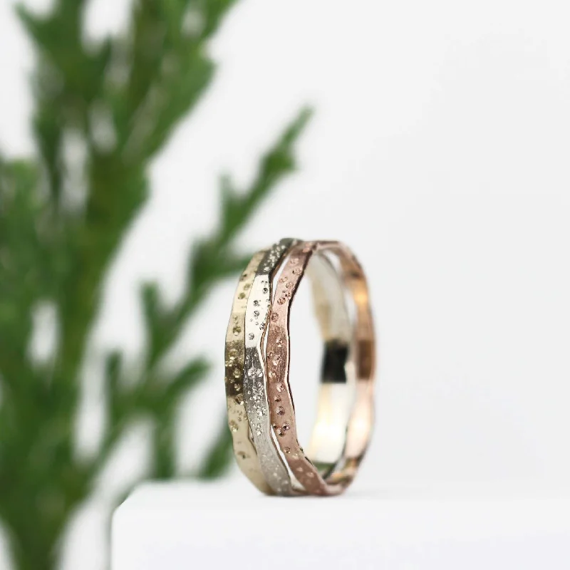 Personalized Engraved Jewelry For Meaningful Gifts Three Stardust Stacking Bands 14k Gold