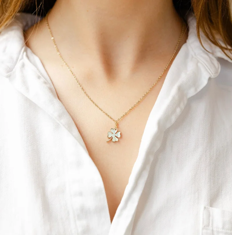 Sparkle For Less – Shop Our Limited-Time Jewelry Deals Clover Pendant Necklace