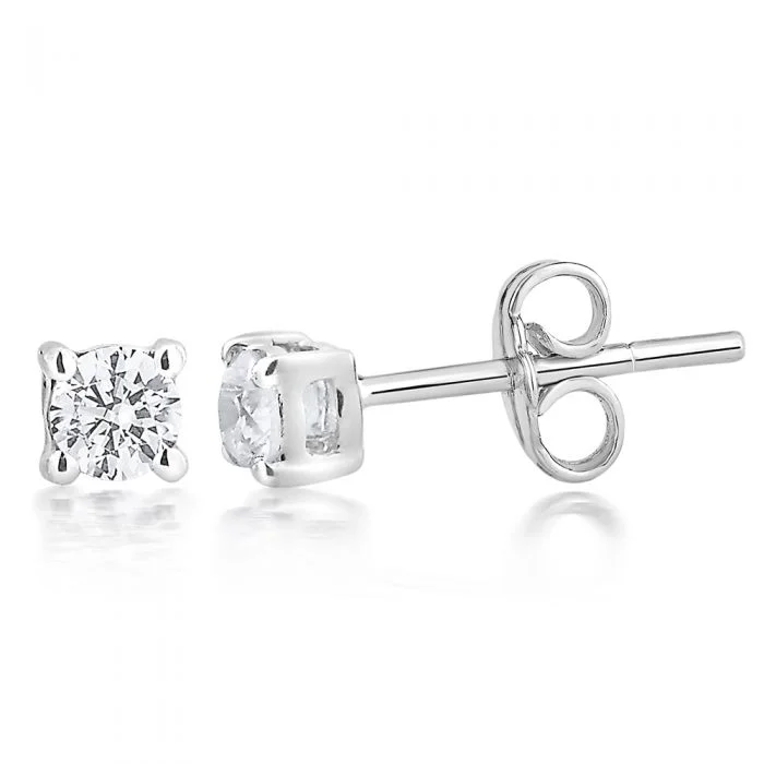 The Perfect Jewelry Piece At The Perfect Discount 9ct White Gold  0.20 Carat Diamond Stud Earrings