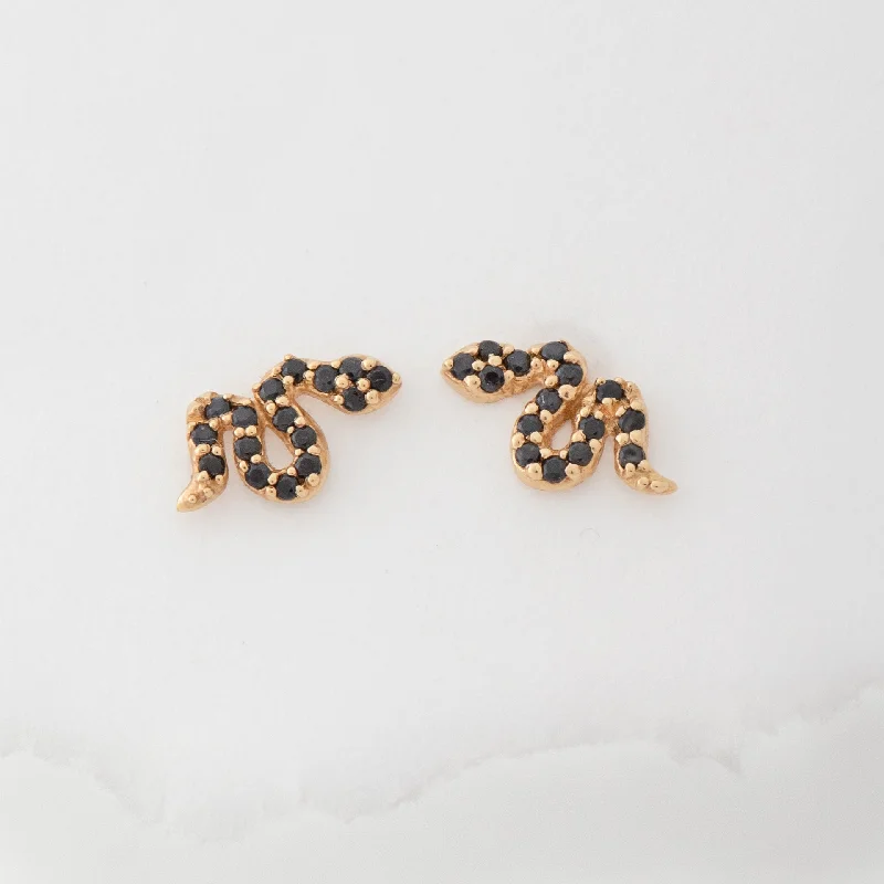 Verta Black Sapphire Earrings