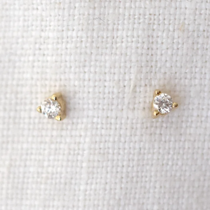 3-Prong Diamond Studs - Pair