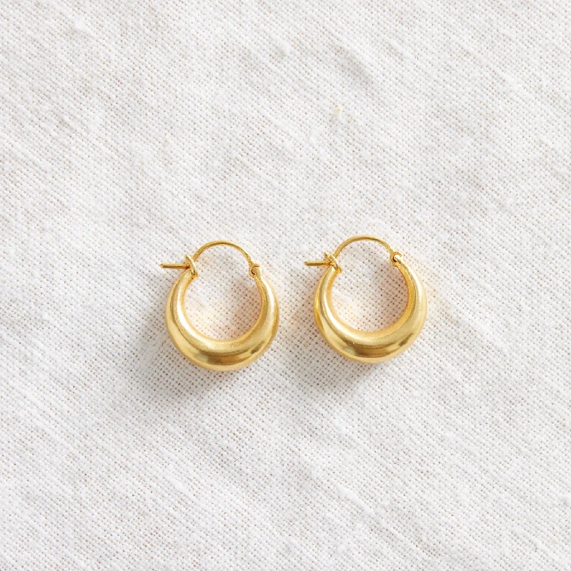 18k Puffy Hoops